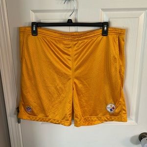 Reebok Men’s Steelers Shorts size M